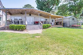 Lakefront Livingston Retreat w/ Dock & Fire Pit!