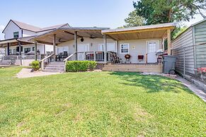 Lakefront Livingston Retreat w/ Dock & Fire Pit!