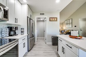 Bright Tempe Home w/ Fenced Backyard!