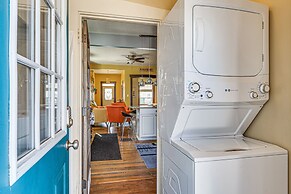 Retro-inspired Indy Home: Walk to Fountain Square!