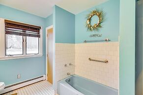Bellingham Retreat w/ Fire Pit + Lake Access!