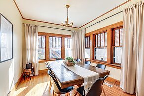 Spacious Lincoln Home w/ Yard < 1 Mi to Downtown!