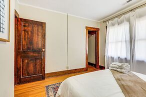 Spacious Lincoln Home w/ Yard < 1 Mi to Downtown!