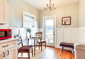 Spacious Lincoln Home w/ Yard < 1 Mi to Downtown!