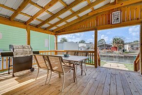 Pensacola Home w/ Private Dock - 7 Mi to Beaches