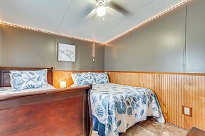 Pensacola Home w/ Private Dock - 7 Mi to Beaches