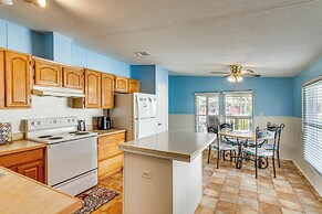 Pensacola Home w/ Private Dock - 7 Mi to Beaches