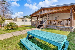 Pensacola Home w/ Private Dock - 7 Mi to Beaches