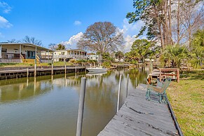Pensacola Home w/ Private Dock - 7 Mi to Beaches