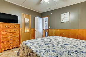 Pensacola Home w/ Private Dock - 7 Mi to Beaches