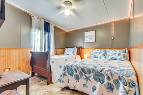 Pensacola Home w/ Private Dock - 7 Mi to Beaches