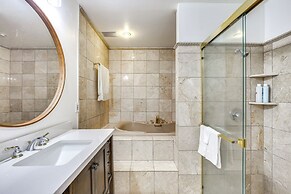 15 Mi to Beach: Modern Coral Springs Home