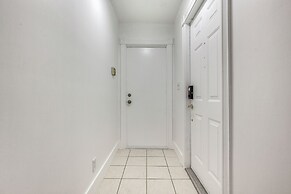 15 Mi to Beach: Modern Coral Springs Home