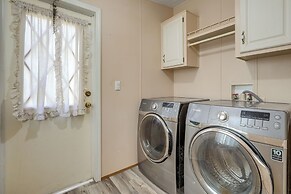 Peaceful Mcalpin Home on 5 Acres w/ Private Deck!