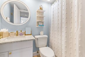 Beach Villas # 505 - Bogo24 2 Bedroom Condo by RedAwning