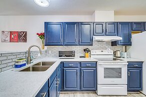 Crystal River Getaway w/ Hot Tub & Fire Pit!