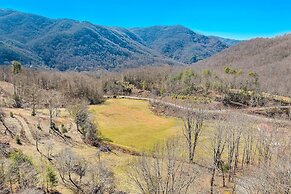 Peaceful Bryson City Cabin w/ Hot Tub & Deck!