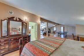 Peaceful Bryson City Cabin w/ Hot Tub & Deck!