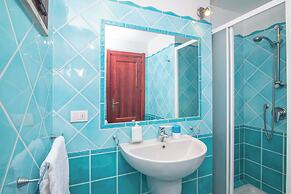 Mono Calamaro Eucalyptus 242