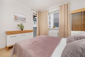 Apartment Manufaktura Łódź by Renters