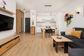 Apartment Manufaktura Łódź by Renters