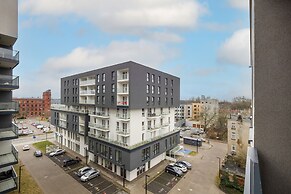 Apartment Manufaktura Łódź by Renters