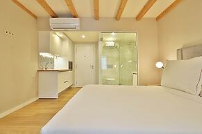 BOULEVARD Boutique Studios