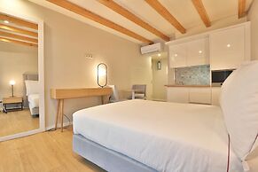 BOULEVARD Boutique Studios