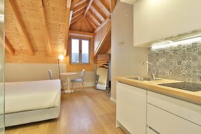 BOULEVARD Boutique Studios