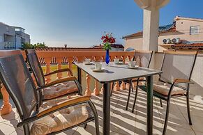 Tanja - 200m to the Beach - A2