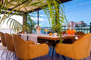 Anka - With Open Jacuzzi - R3