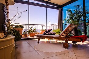 Anka - With Open Jacuzzi - R1