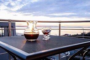 Anka - With Open Jacuzzi - R1