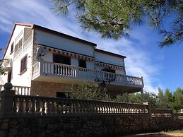 Makaj - 80 m From the Beach - R1