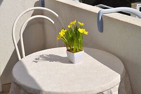 Ljuba - 130 Meter From sea - R7