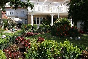 Nikola 1 - Free Parking - R4