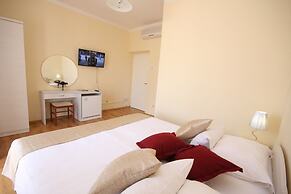 Nikola 1 - Free Parking - R4