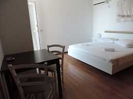 Maza - With Seaview & Parking - R2