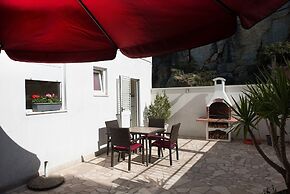 Robi - 50m From Beach - R3