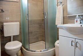 Robi - 50m From Beach - R3