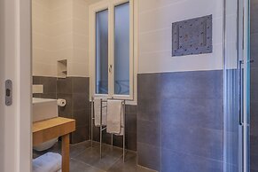 Terrazza Mazzini Stylish con vista lago