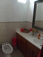 Beautiful Home At The Hill With Private Pool