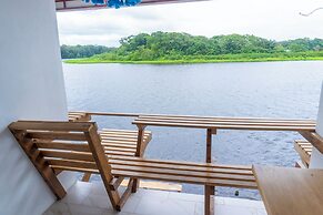 Pura Natura Riverside