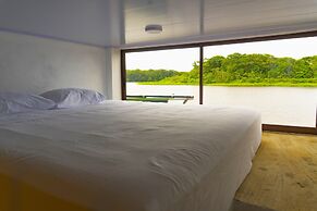 Pura Natura Riverside