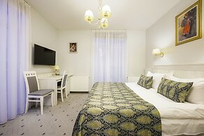 Art Hotel