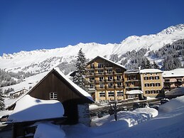 Hotel Alpina Parpan