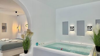 Santorini Miracles Suites, Adults Only