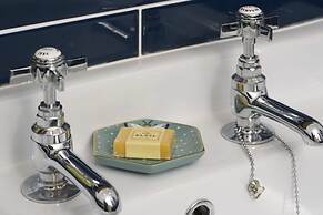 The White Hart Hotel