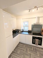 Woodbine Retreat, A Remarkable 3 Bedroom House