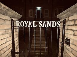 Beautiful 1-bed Apartment in Scarborough